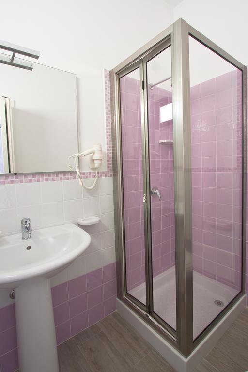 Bed and Breakfast Venustas Лампедуза Номер фото